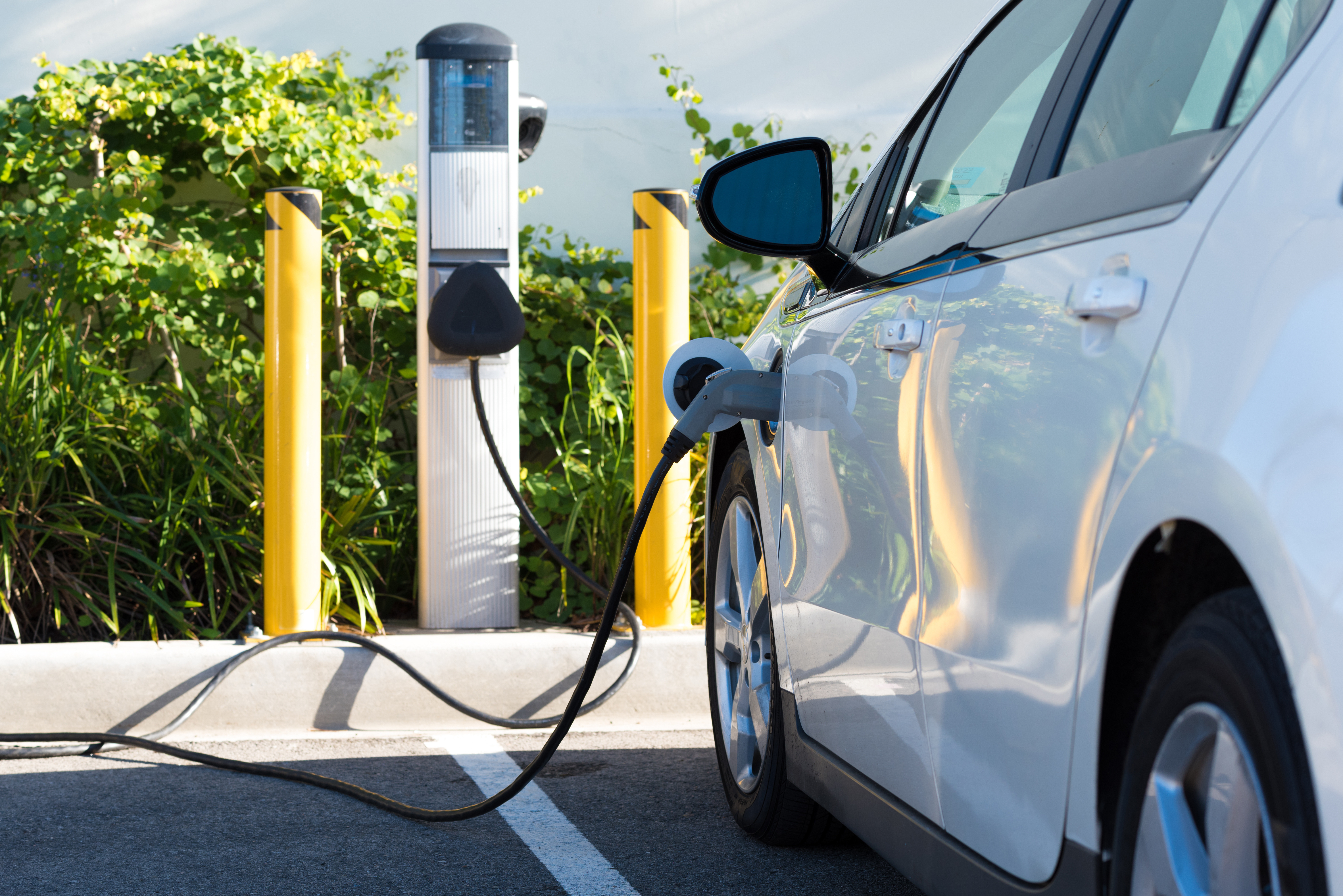 Mobilité des collectivités : Electrifier sa flotte et déployer des solutions de recharge évolutives 